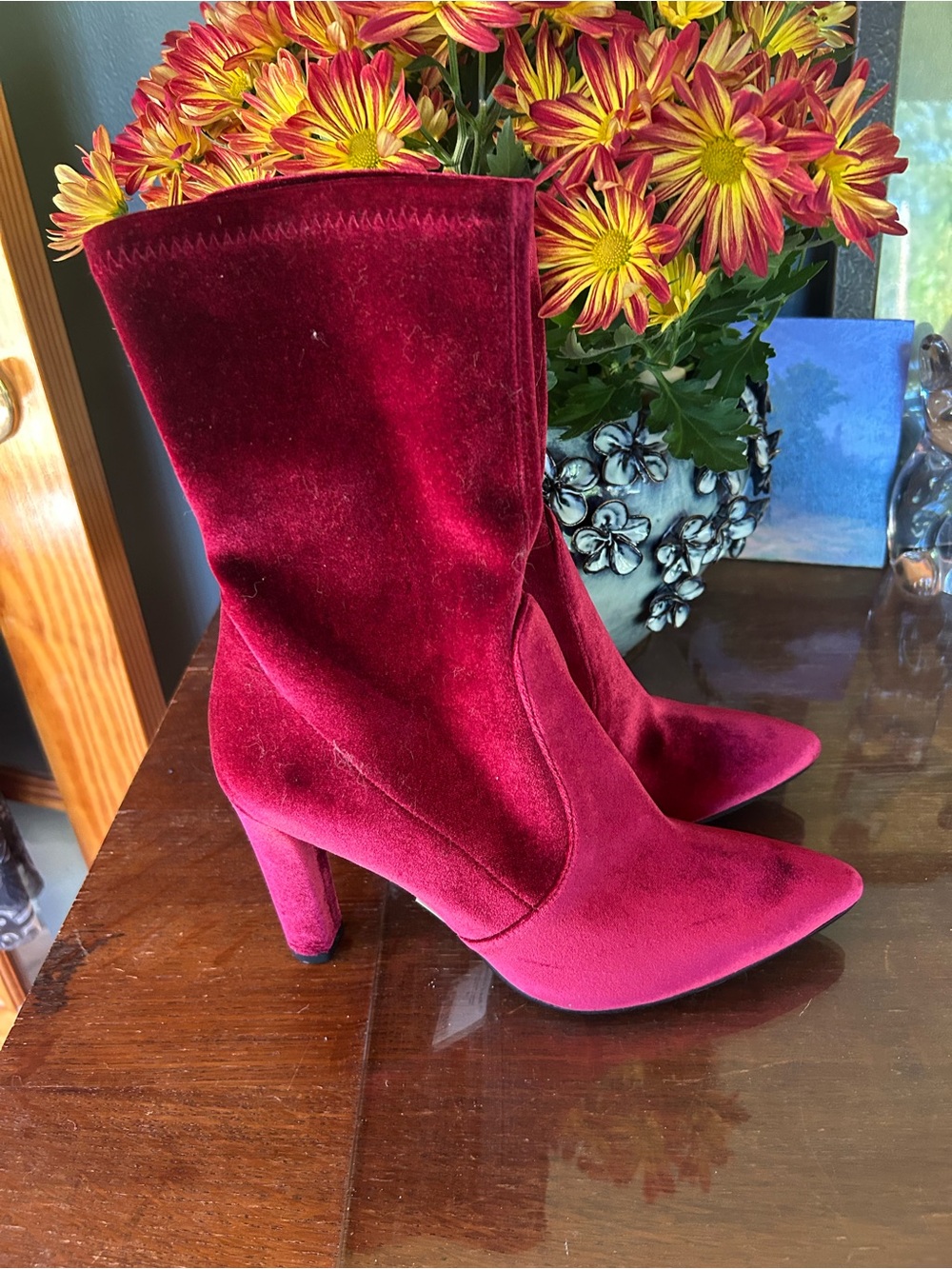 Stuart Weitzman Boots 9